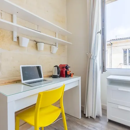 Les Chambres De Saint Nicolas Bed & Breakfast *